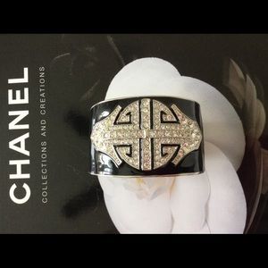 Vintage Signed Iman Art Deco Cuff w Black Enamel